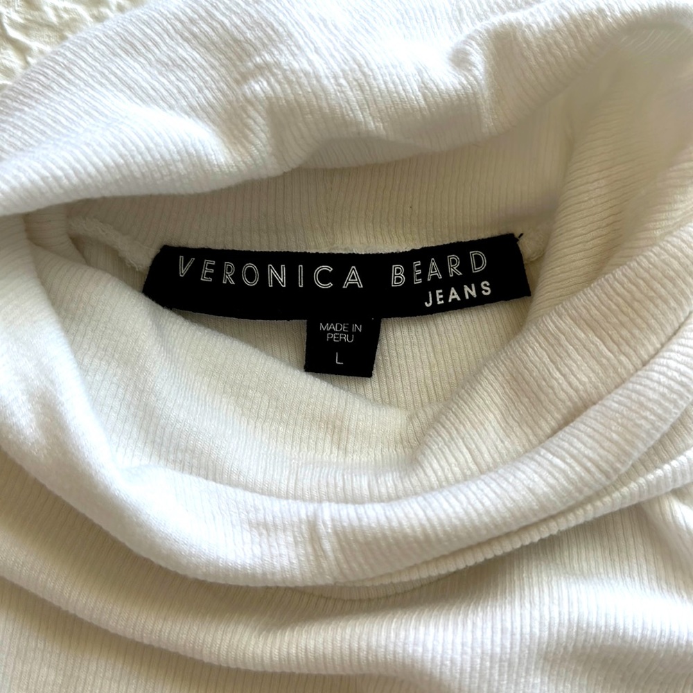 🔳◻️Veronica Beard 🔳◻️turtleneck bodysuit white… never worn